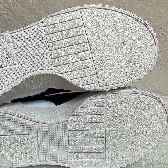 Puma - Women’s Leather Sneakers - Picture 7 of 8